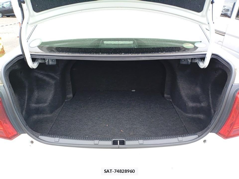 Toyota COROLLA AXIO 2020-06 7666336-13