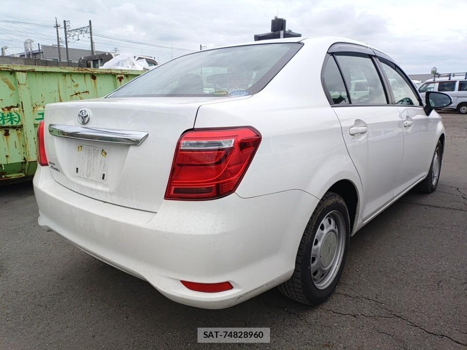 Toyota COROLLA AXIO 2020-06 7666336-1