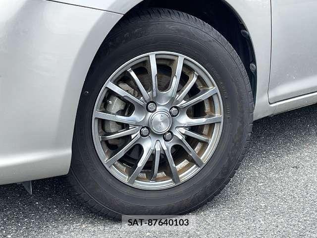 Toyota COROLLA AXIO 2012-07 7721956-3