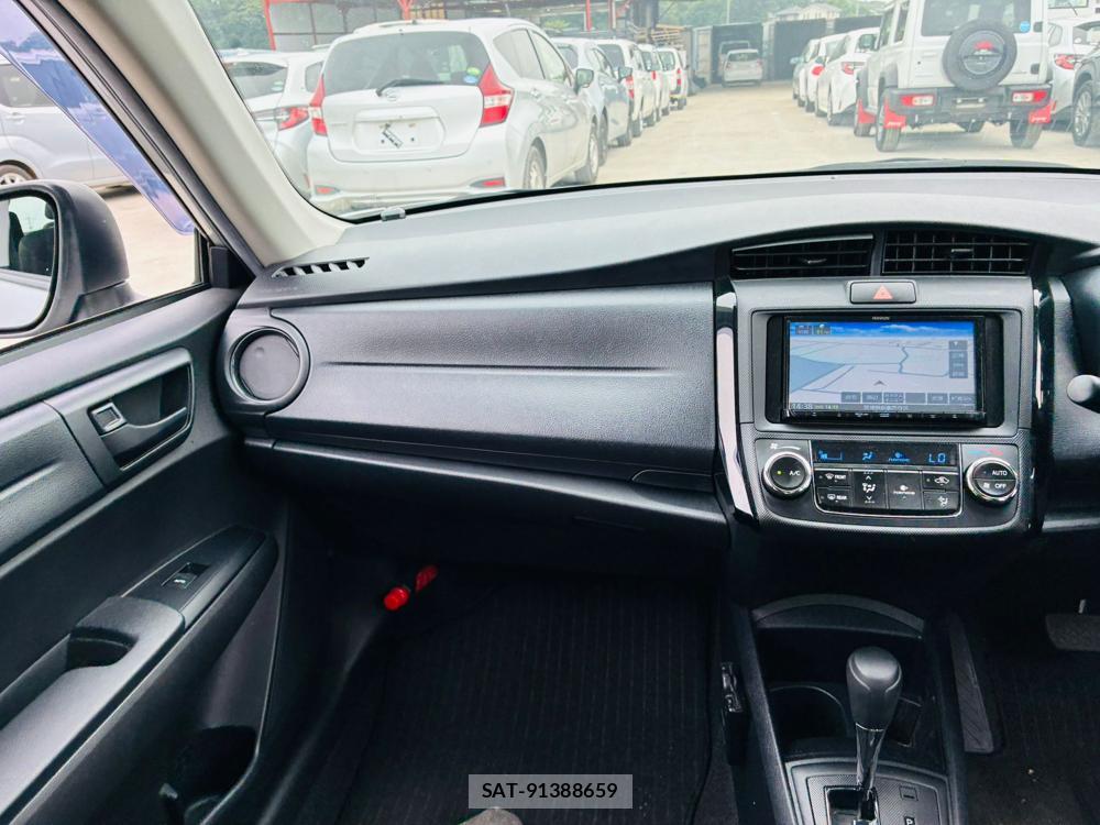 Toyota COROLLA AXIO 2020-11 7632874-17