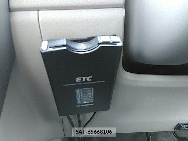 Toyota COROLLA AXIO 2010-08 7875800-25