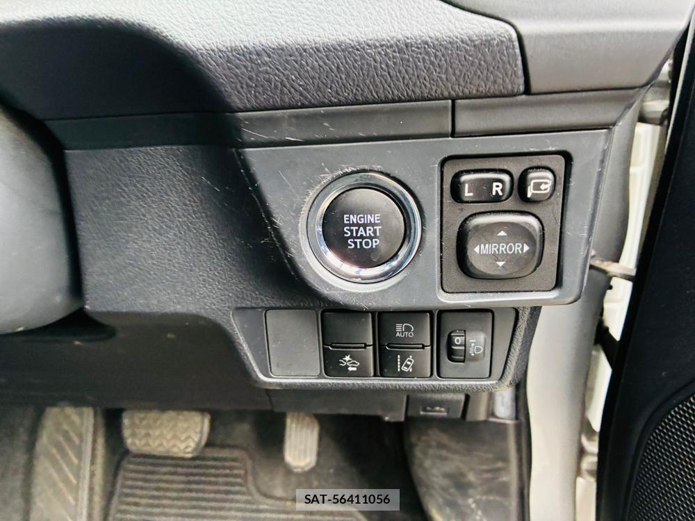 Toyota COROLLA AXIO 2020-04 7702504-16