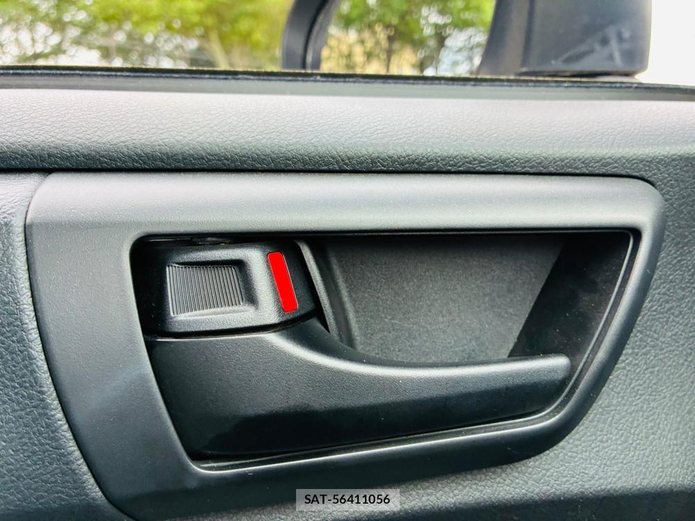 Toyota COROLLA AXIO 2020-04 7702504-22
