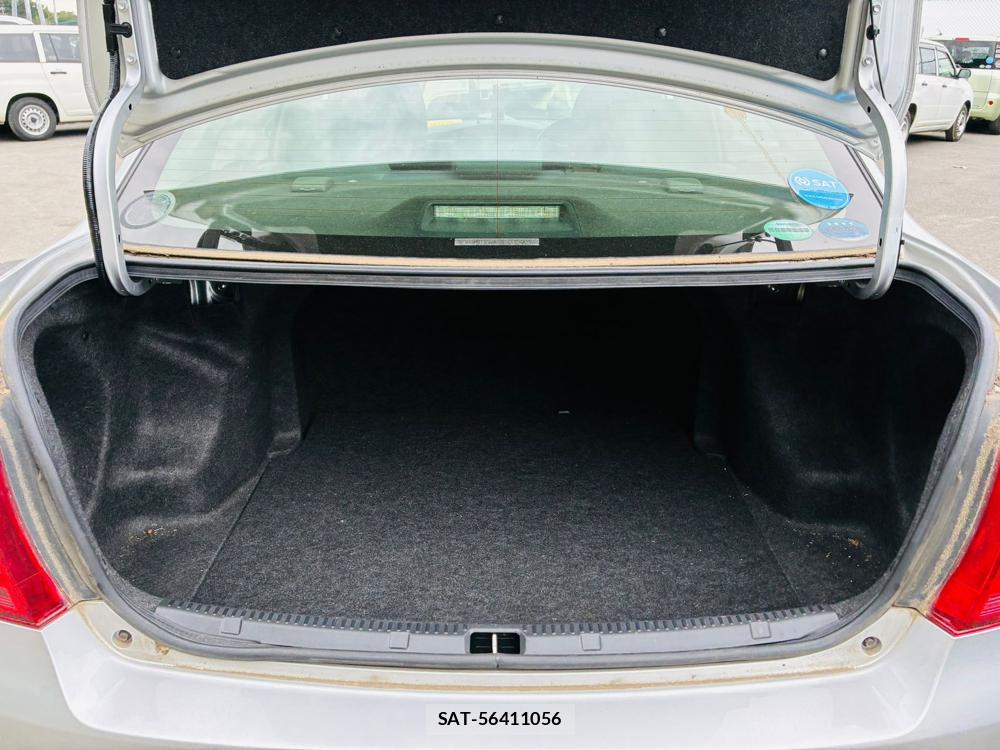 Toyota COROLLA AXIO 2020-04 7702504-24