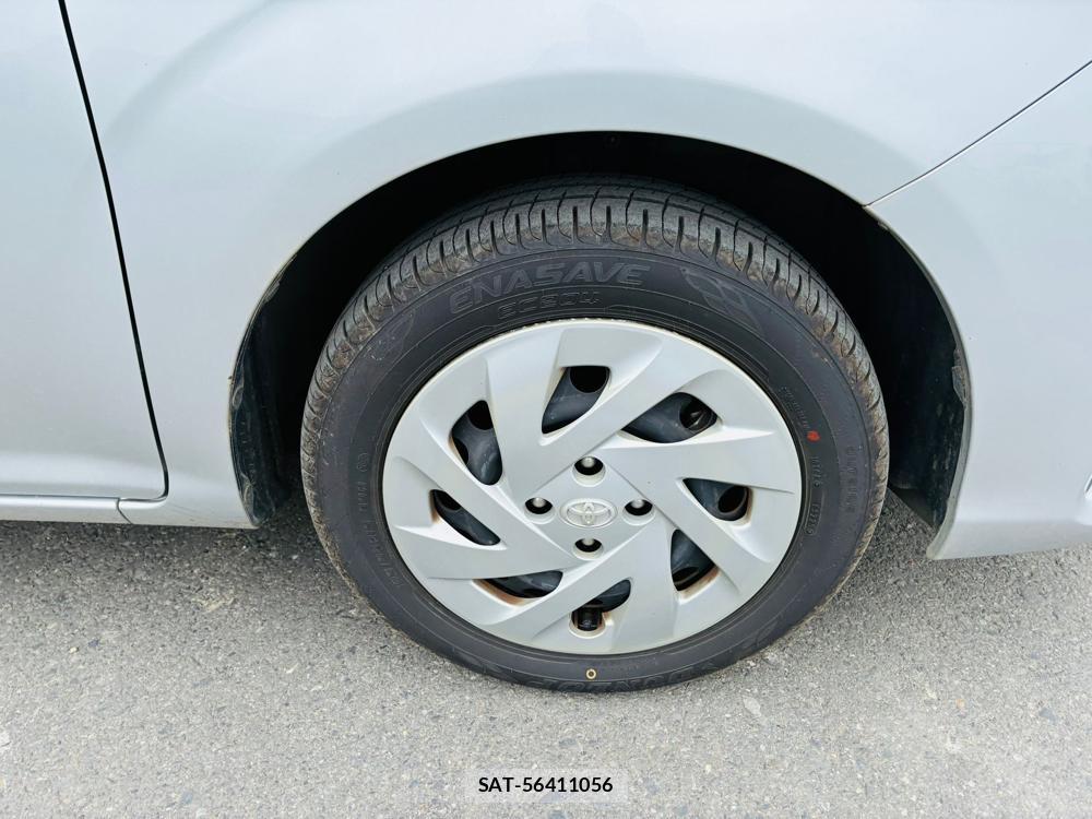 Toyota COROLLA AXIO 2020-04 7702504-27