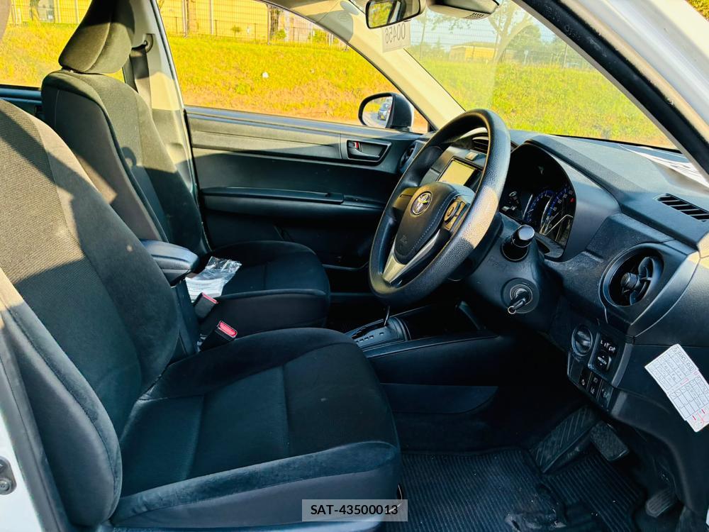 Toyota COROLLA AXIO 2019-06 7600674-11