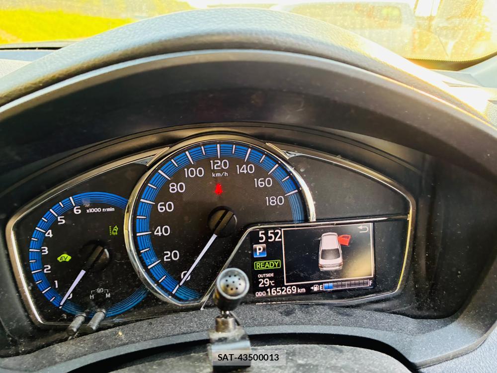 Toyota COROLLA AXIO 2019-06 7600674-15