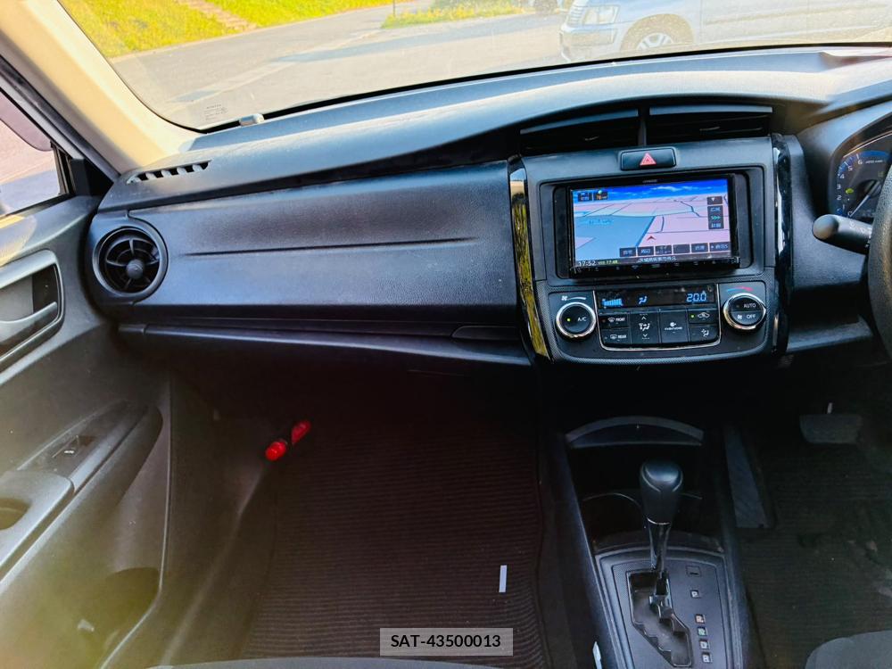Toyota COROLLA AXIO 2019-06 7600674-17