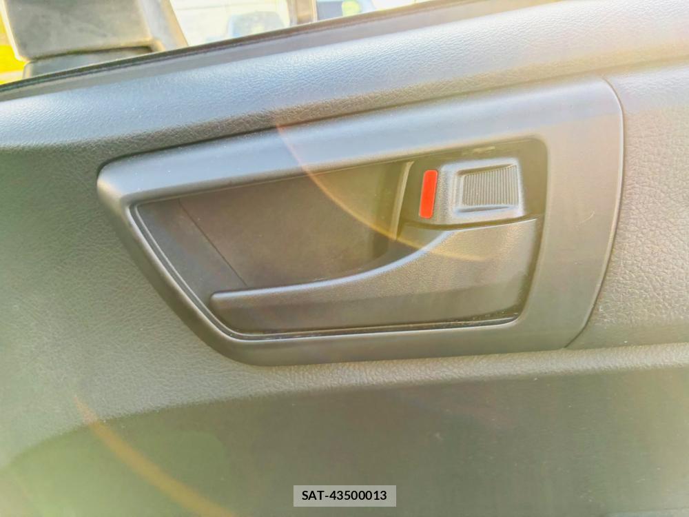 Toyota COROLLA AXIO 2019-06 7600674-20