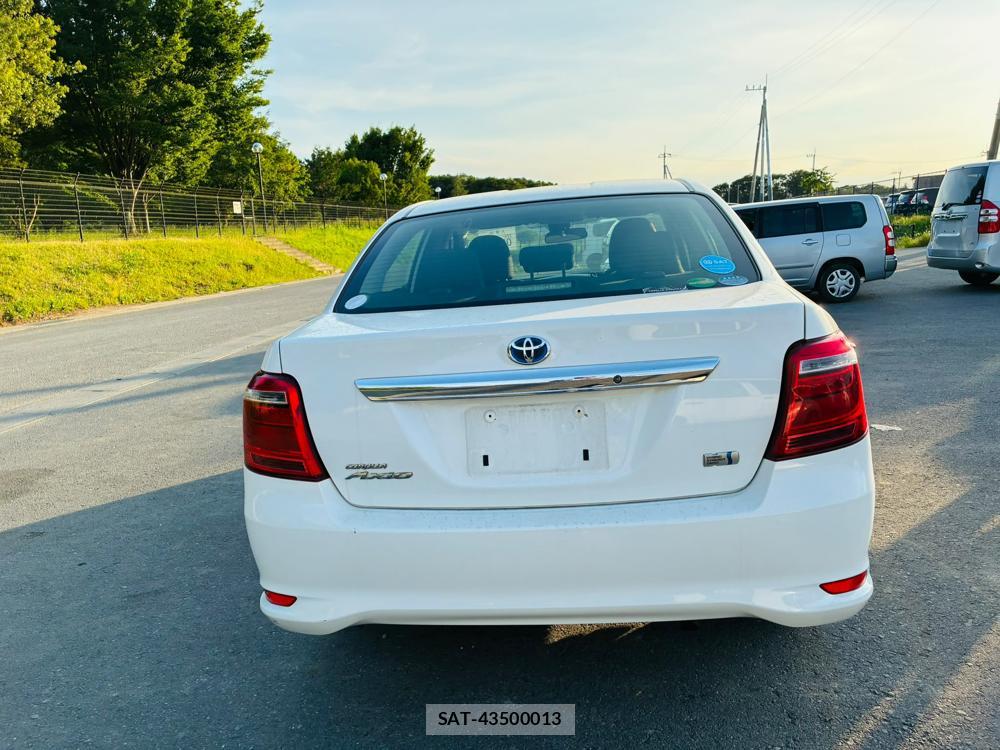 Toyota COROLLA AXIO 2019-06 7600674-3