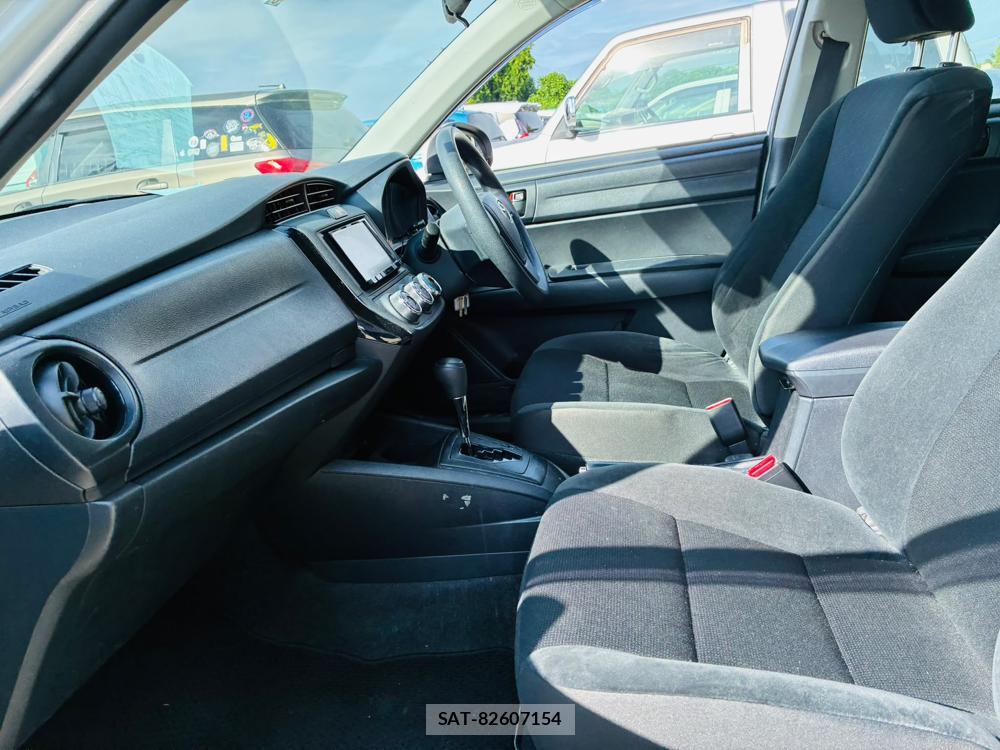 Toyota COROLLA AXIO 2019-06 7795977-10