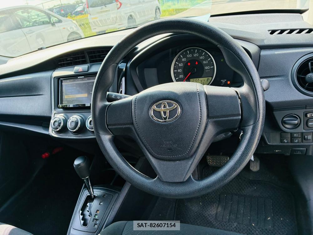 Toyota COROLLA AXIO 2019-06 7795977-14