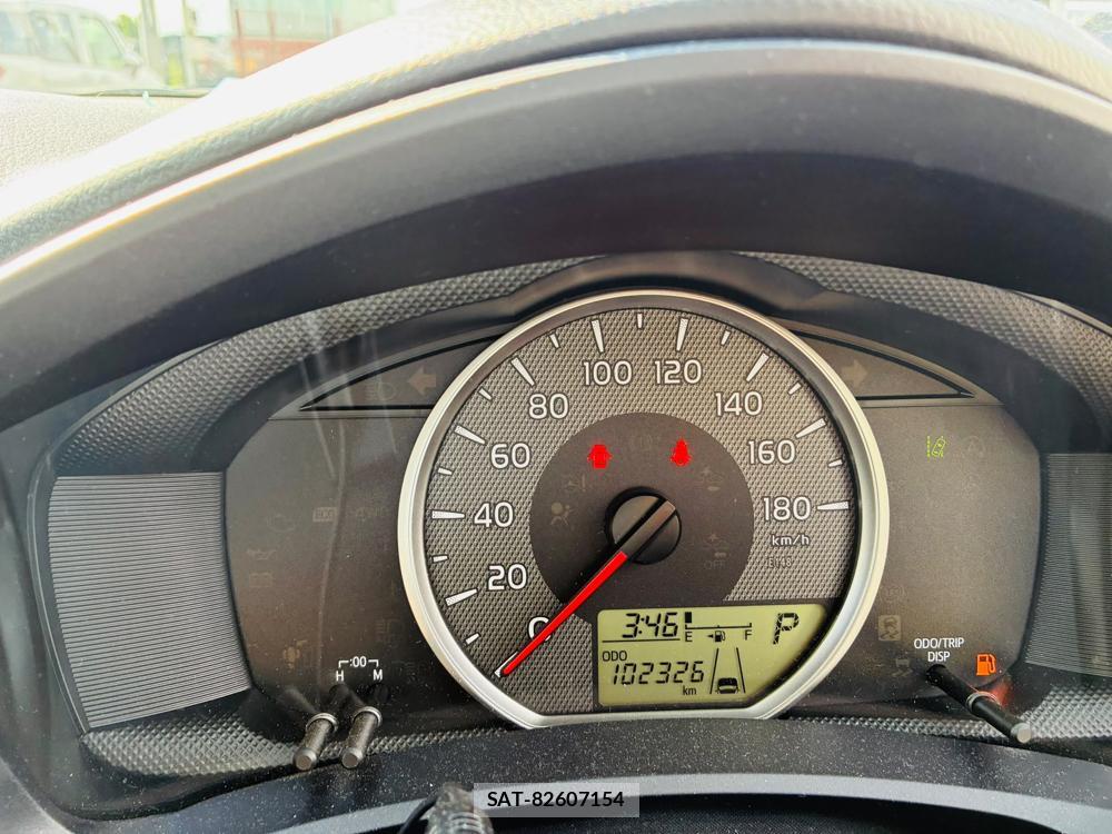Toyota COROLLA AXIO 2019-06 7795977-15