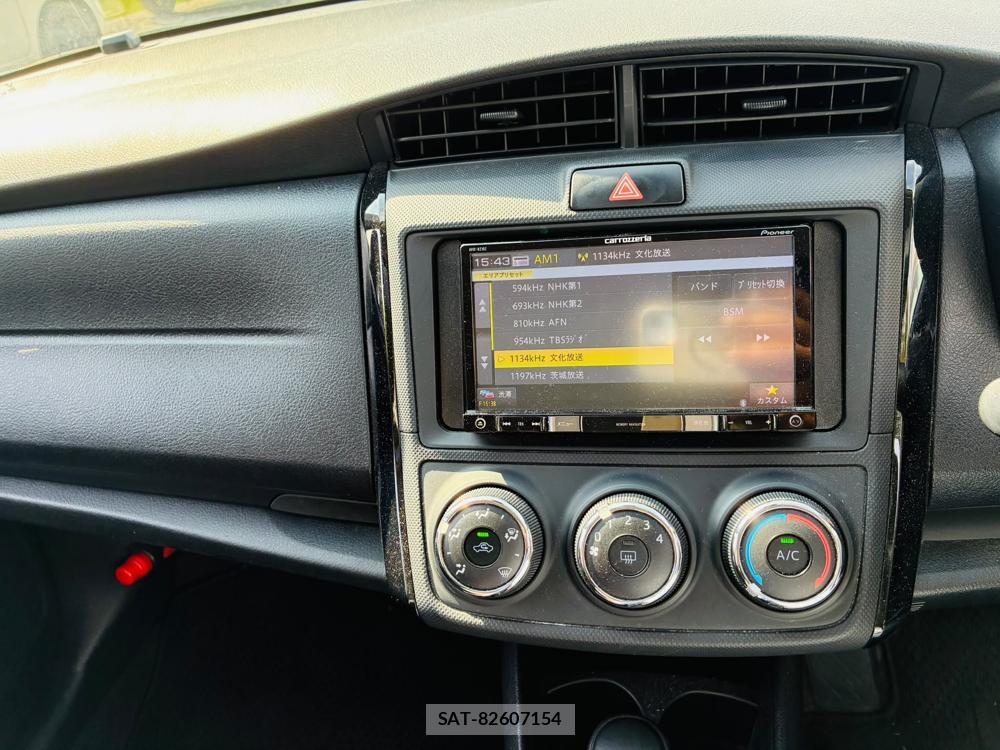 Toyota COROLLA AXIO 2019-06 7795977-19