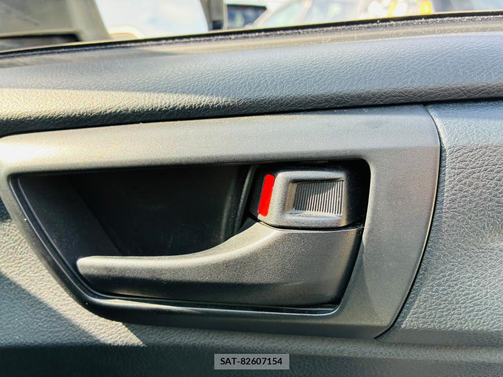 Toyota COROLLA AXIO 2019-06 7795977-21