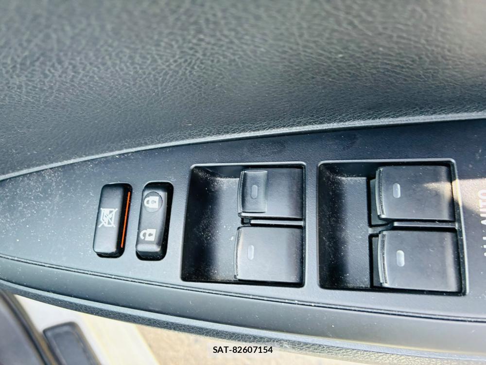 Toyota COROLLA AXIO 2019-06 7795977-22