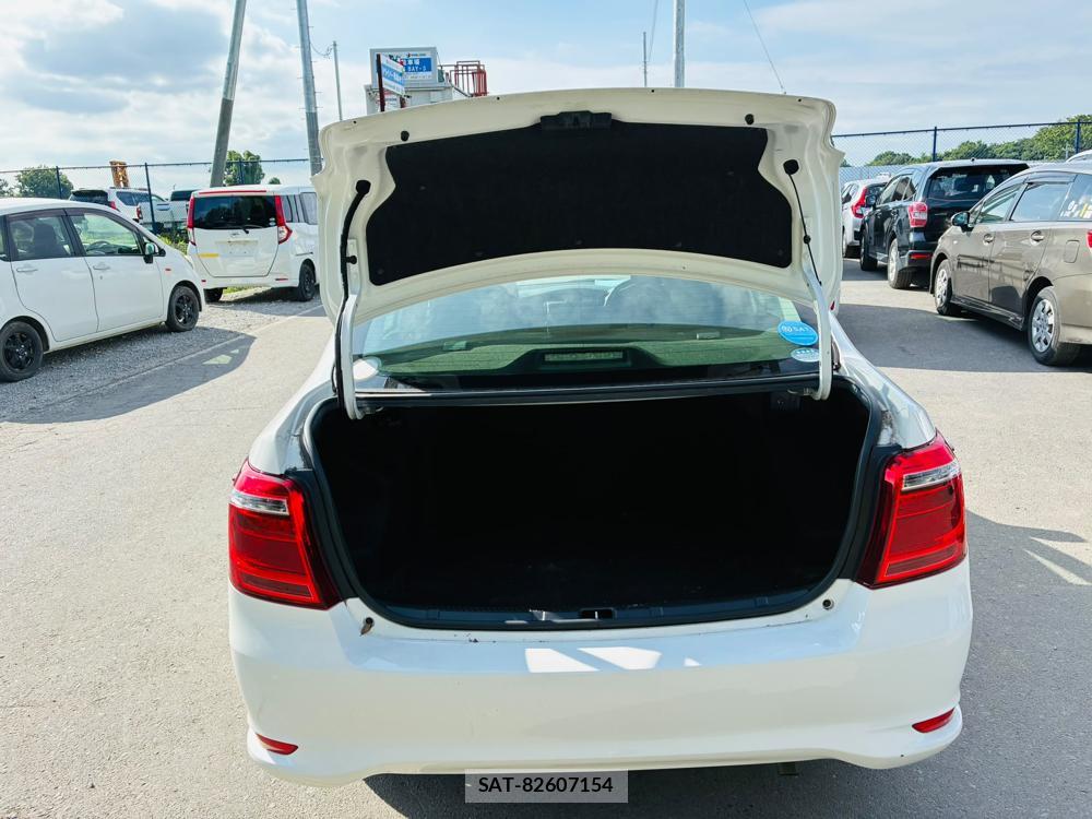 Toyota COROLLA AXIO 2019-06 7795977-25