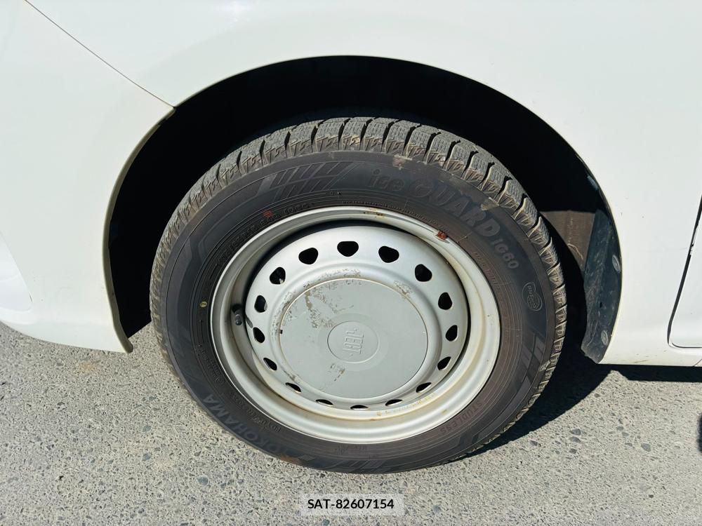 Toyota COROLLA AXIO 2019-06 7795977-28
