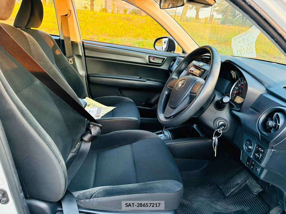 Toyota COROLLA AXIO 2019-06 7721446-11