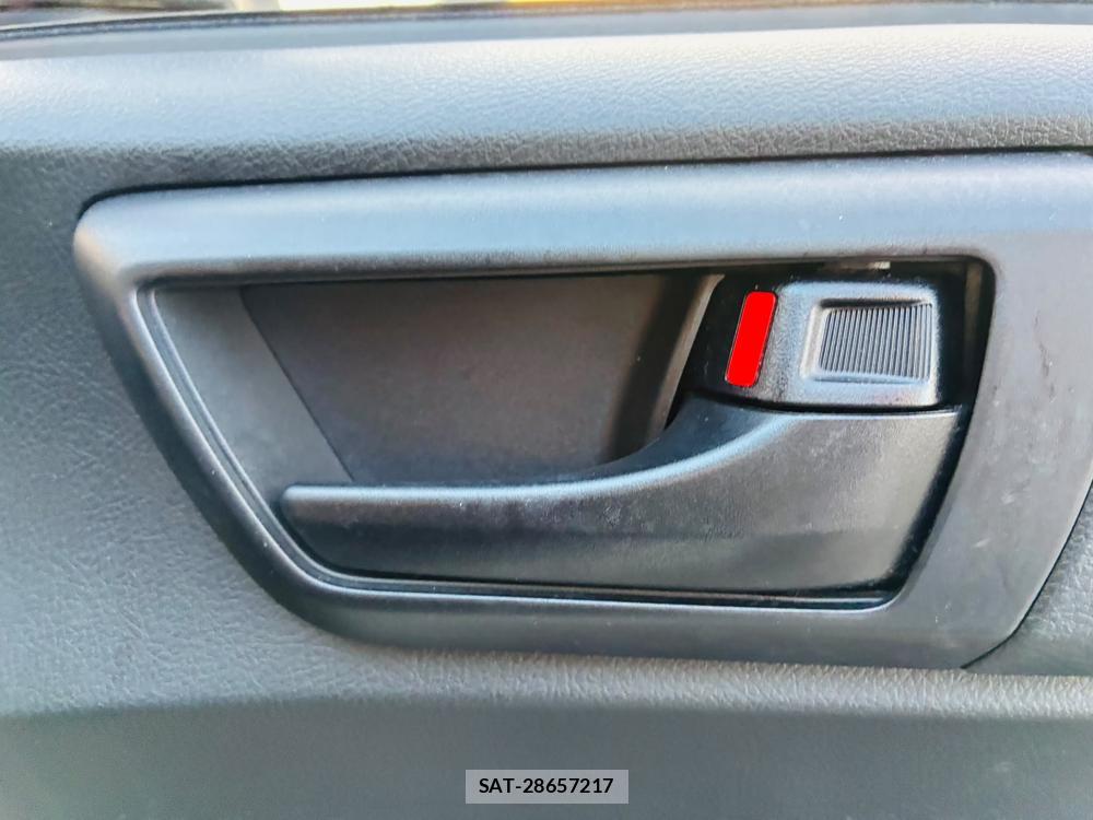 Toyota COROLLA AXIO 2019-06 7721446-20