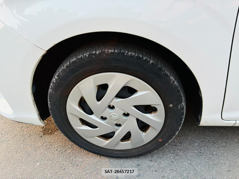 Toyota COROLLA AXIO 2019-06 7721446-28