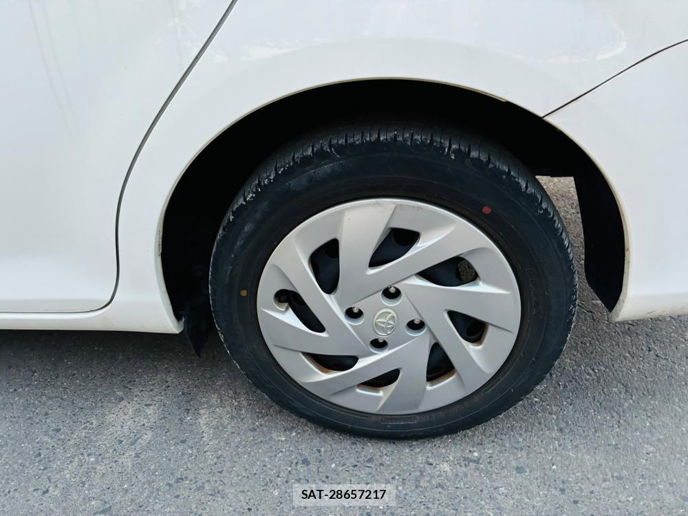 Toyota COROLLA AXIO 2019-06 7721446-29