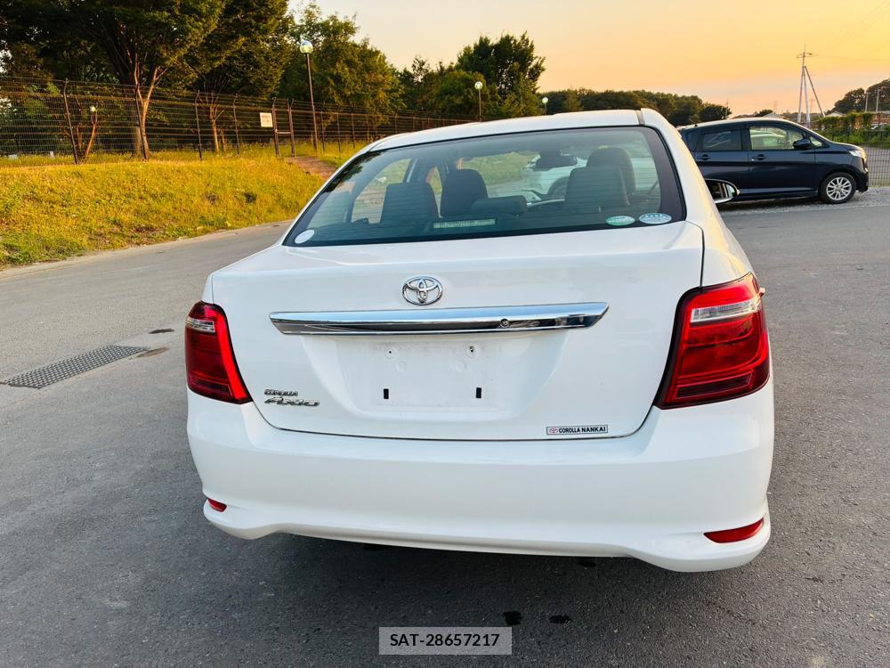 Toyota COROLLA AXIO 2019-06 7721446-3