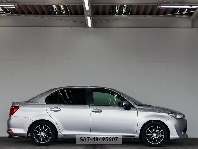 Toyota COROLLA AXIO 2016-07 7960981-9