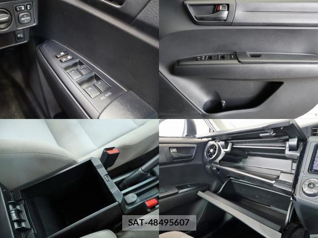 Toyota COROLLA AXIO 2016-07 7960981-20