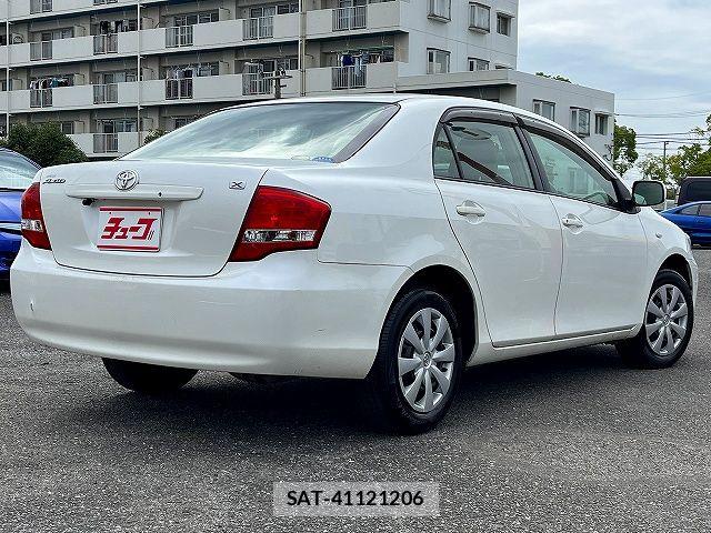 Toyota COROLLA AXIO 2010-10 7960984-2