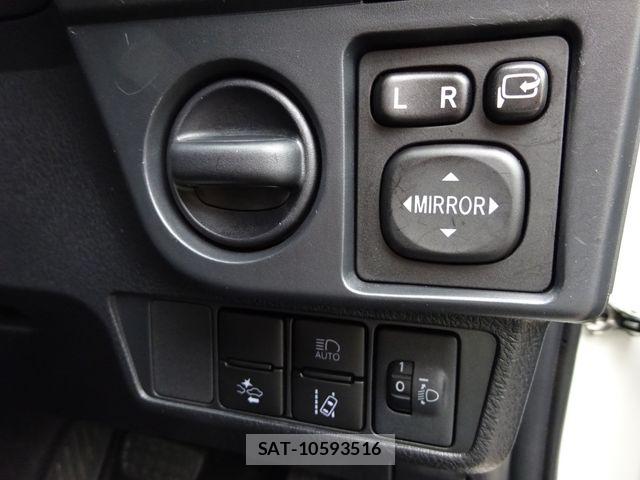 Toyota COROLLA AXIO 2019-02 7960976-13