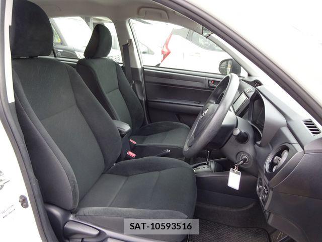 Toyota COROLLA AXIO 2019-02 7960976-17