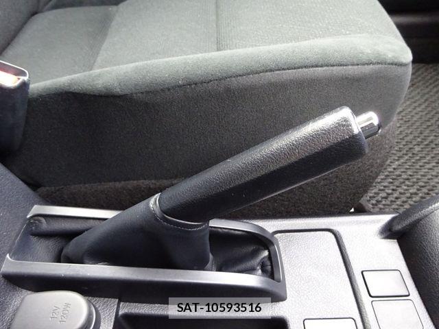 Toyota COROLLA AXIO 2019-02 7960976-21