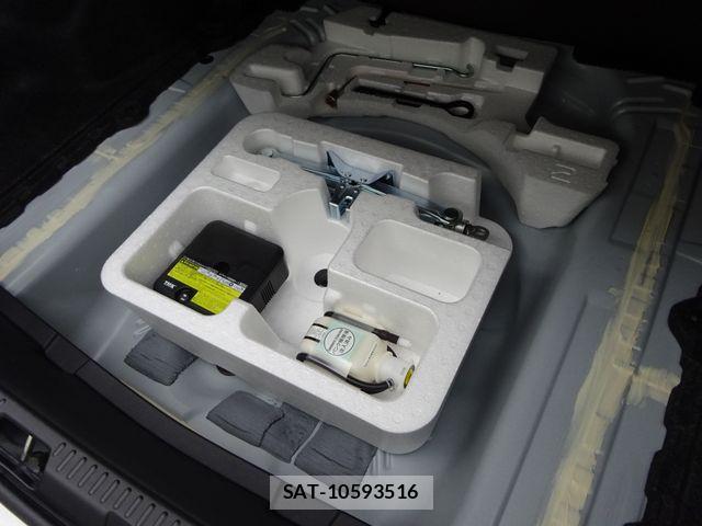 Toyota COROLLA AXIO 2019-02 7960976-23