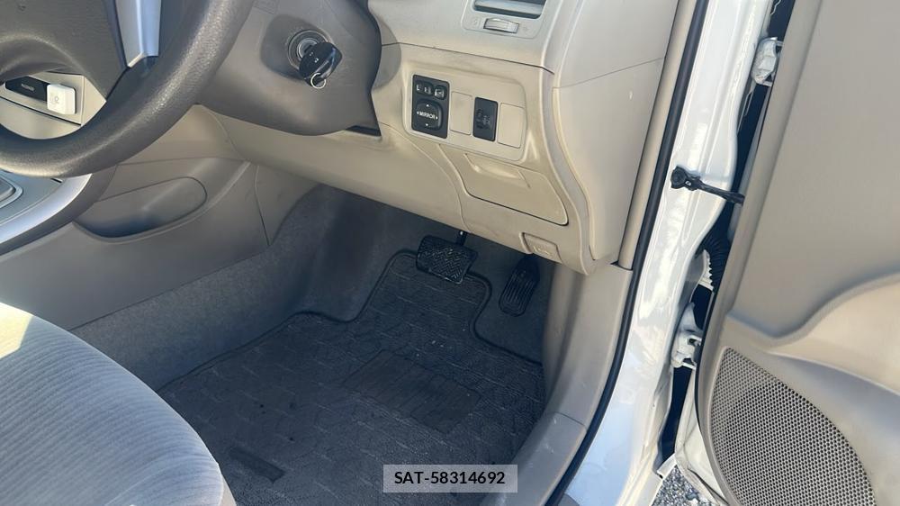 Toyota COROLLA AXIO 2007-08 7504811-15