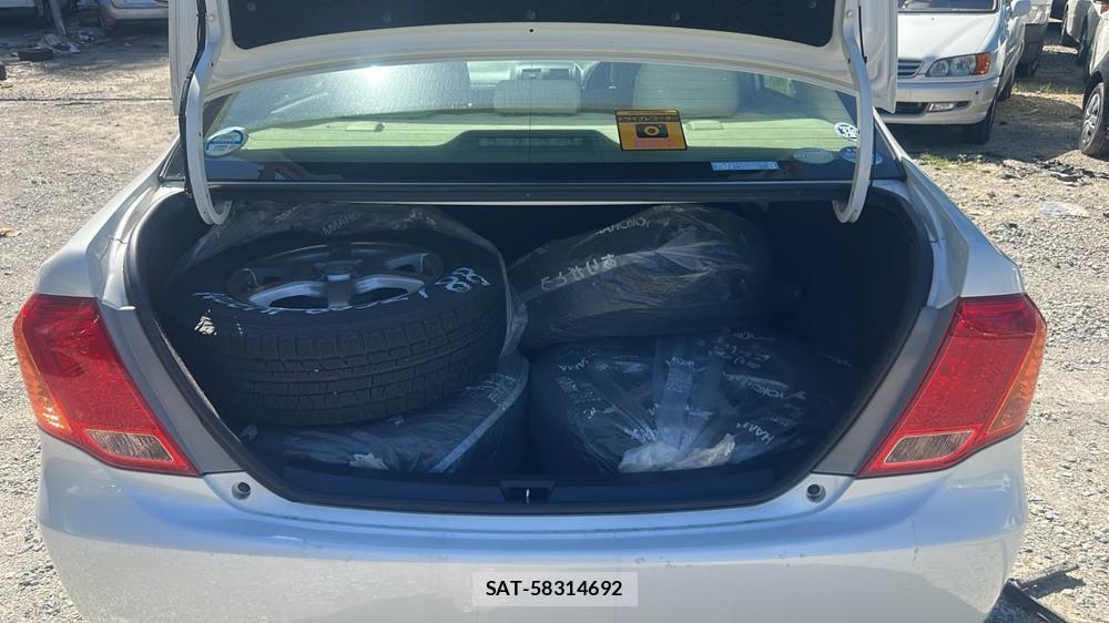 Toyota COROLLA AXIO 2007-08 7504811-23