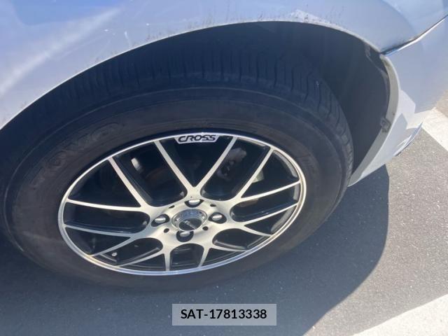 Toyota COROLLA AXIO 2013-10 7978809-7