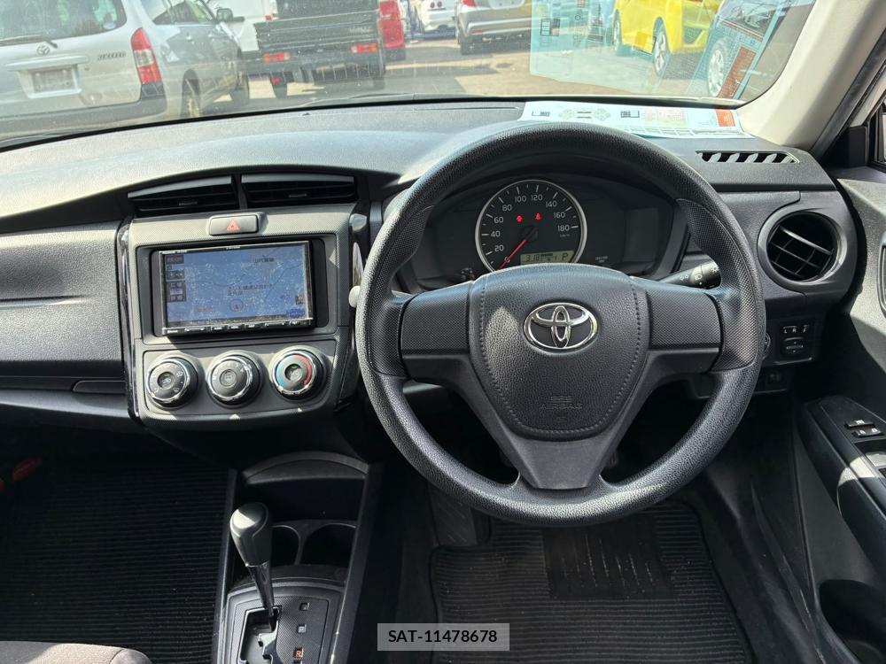 Toyota COROLLA AXIO 2020-02 7787849-13