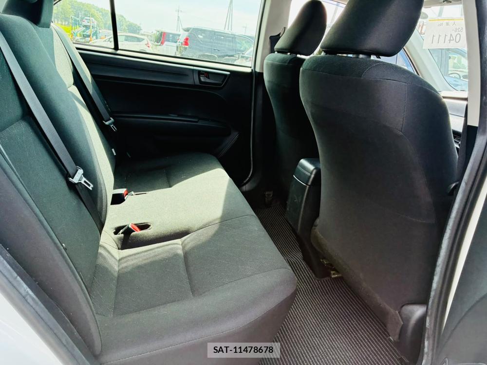 Toyota COROLLA AXIO 2020-02 7787849-8