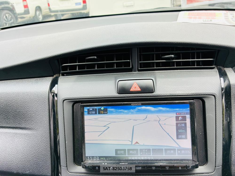 Toyota COROLLA AXIO 2019-06 7864339-19