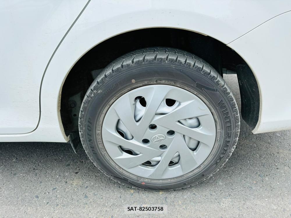 Toyota COROLLA AXIO 2019-06 7864339-30