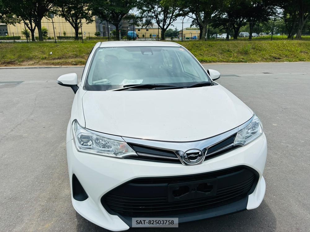 Toyota COROLLA AXIO 2019-06 7864339-7