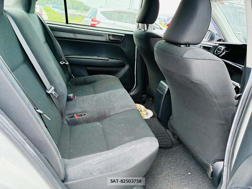 Toyota COROLLA AXIO 2019-06 7864339-8