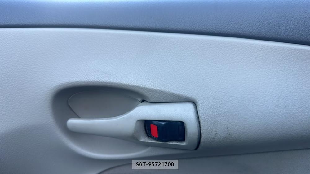 Toyota COROLLA AXIO 2007-06 7634458-13