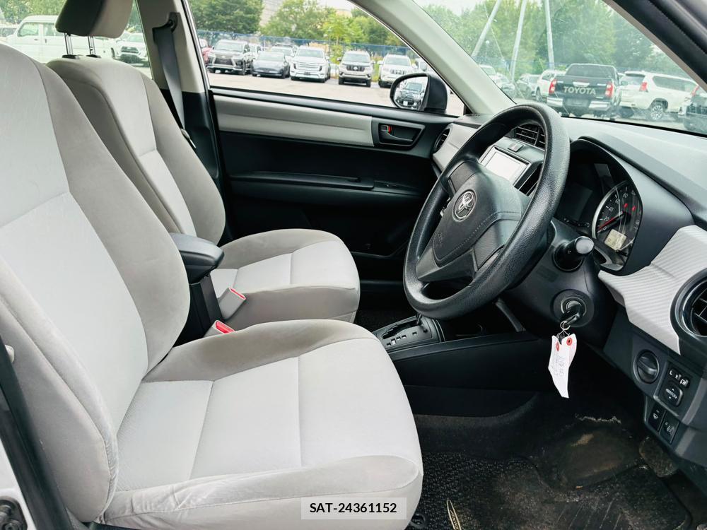 Toyota COROLLA AXIO 2012-07 7749330-11