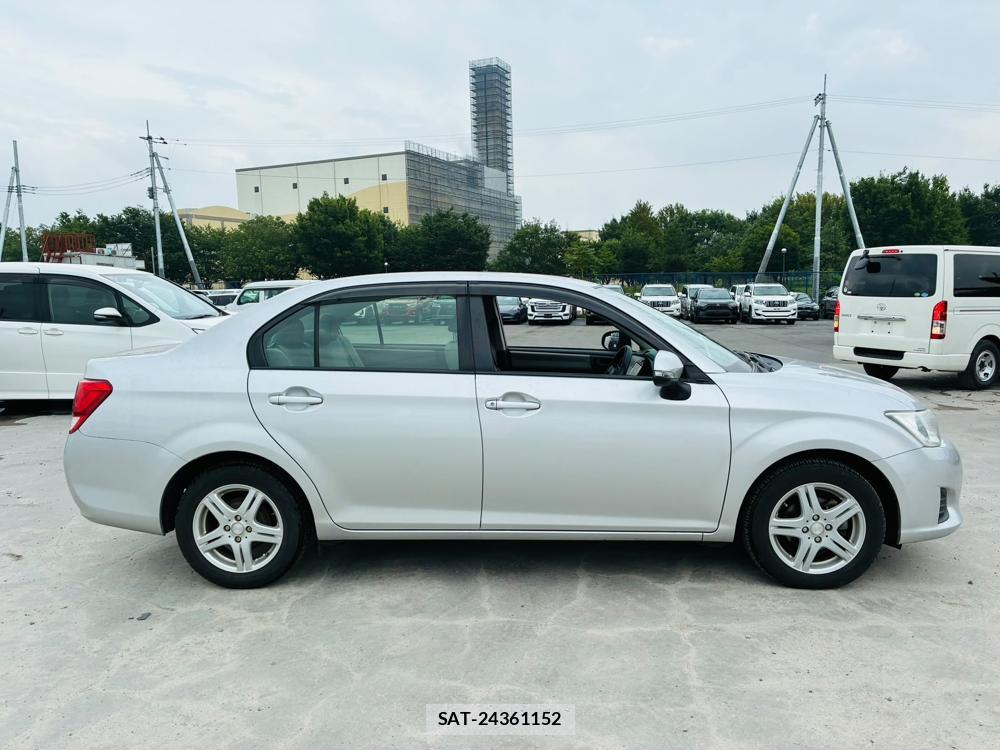 Toyota COROLLA AXIO 2012-07 7749330-5