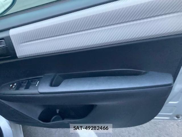 Toyota COROLLA AXIO 2012-07 8034900-9