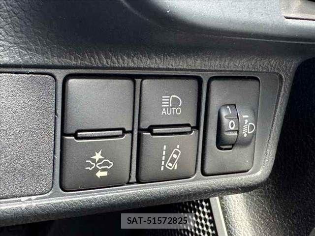 Toyota COROLLA AXIO 2016-12 8034898-5