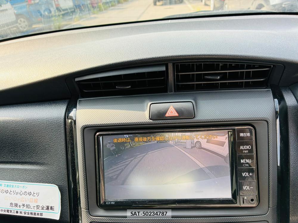 Toyota COROLLA AXIO 2019-04 7933416-19