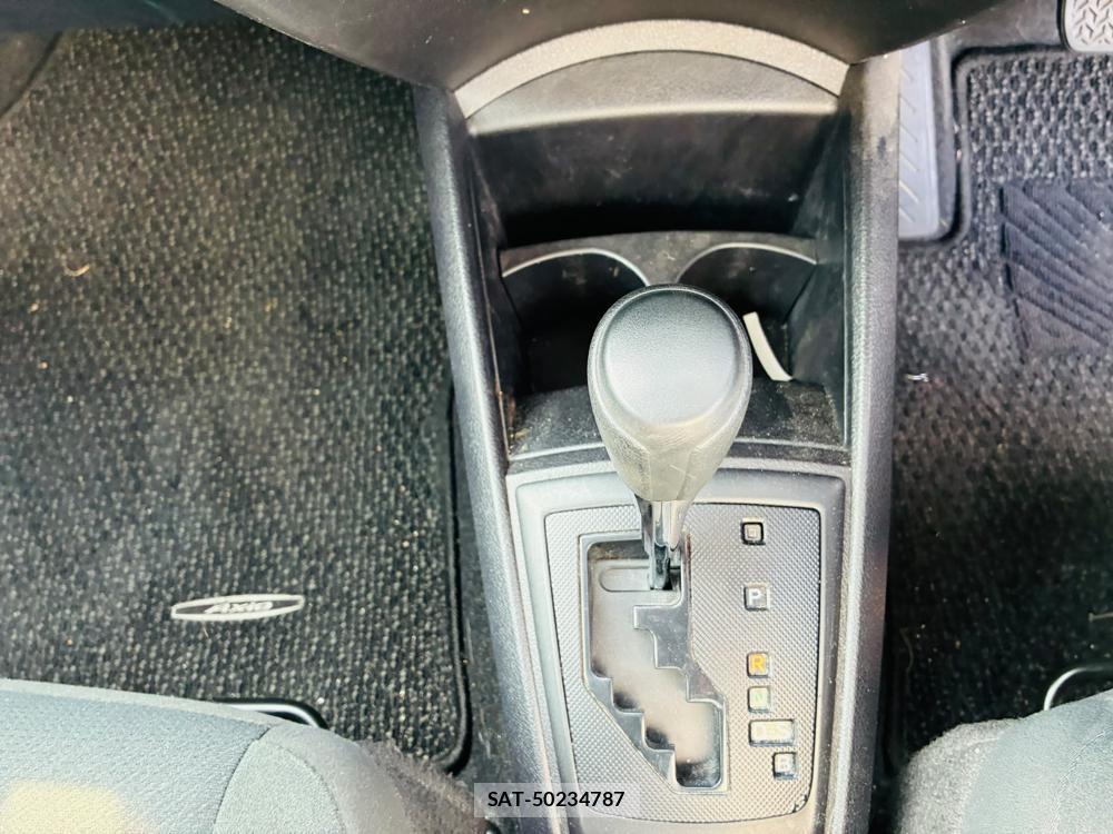 Toyota COROLLA AXIO 2019-04 7933416-20